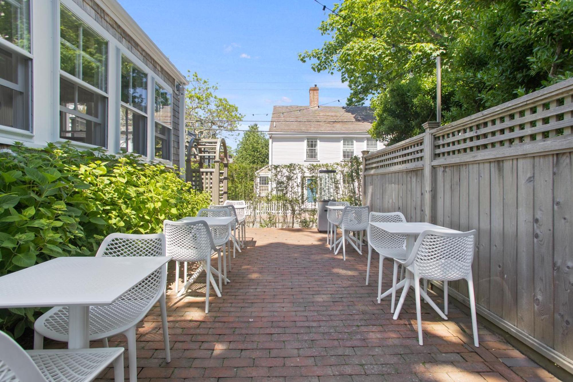 Carlisle House Inn Nantucket Extérieur photo